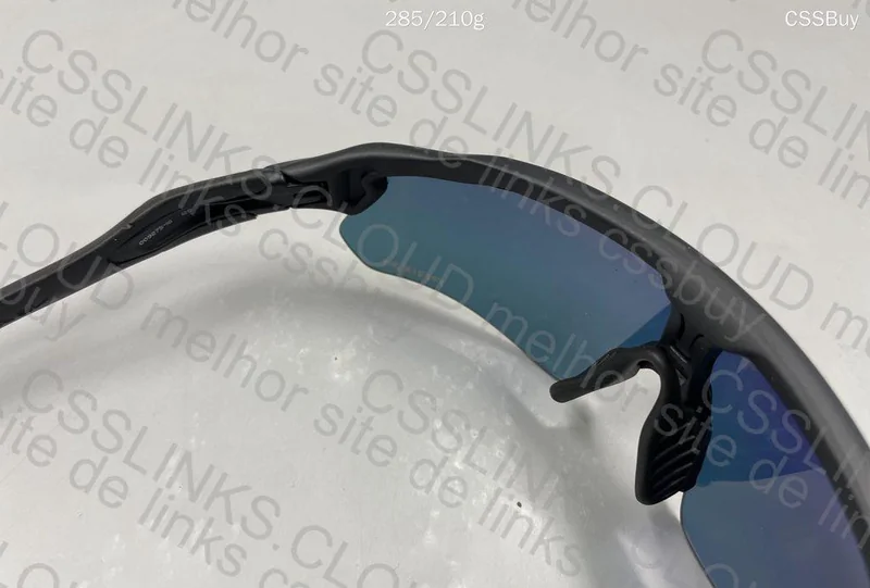 Oakley Radar 7