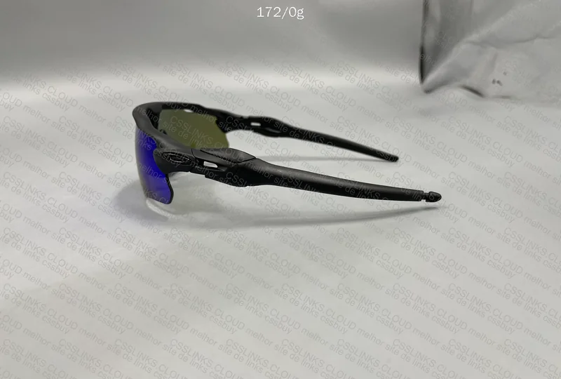 Oakley Radar 4