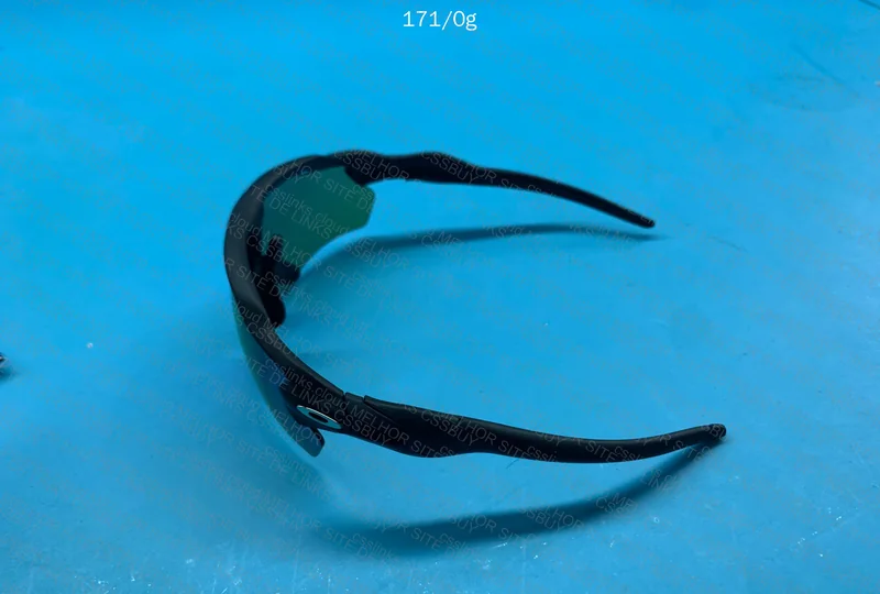 Oakley Radar EV 7