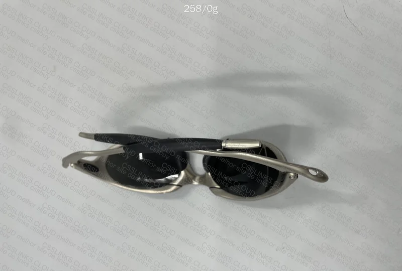 Oakley Romeo I 3