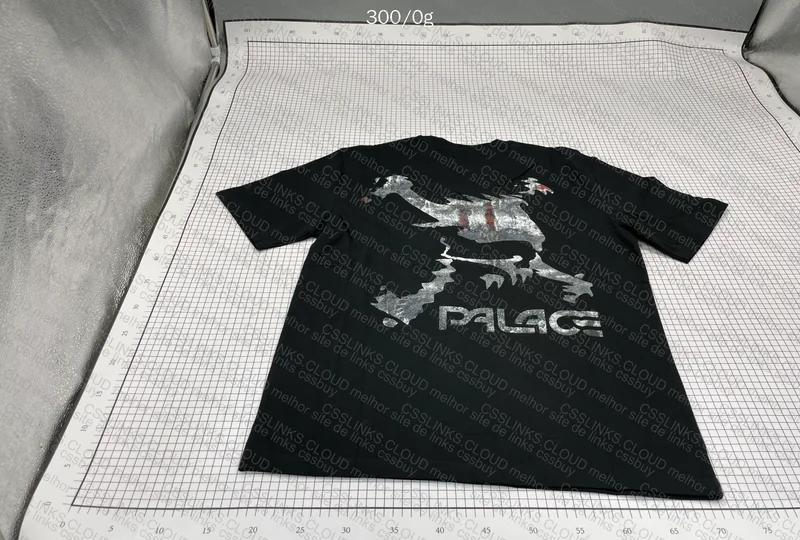 Oakley x Palace 3