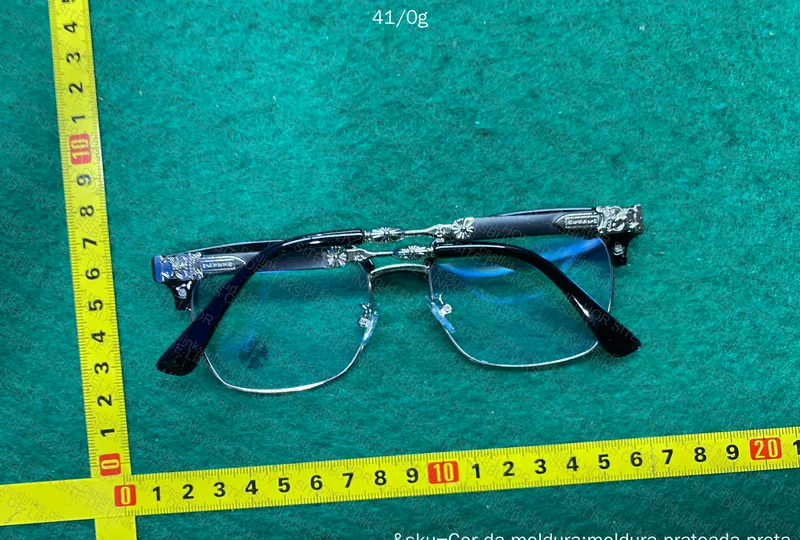Chroma Hearts Glasses 2
