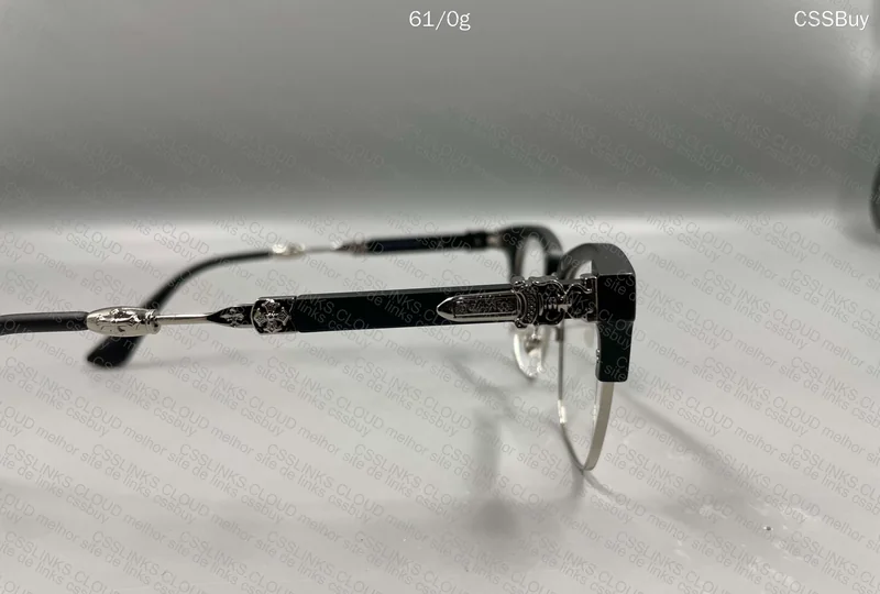 Óculos Chrome Hearts 4
