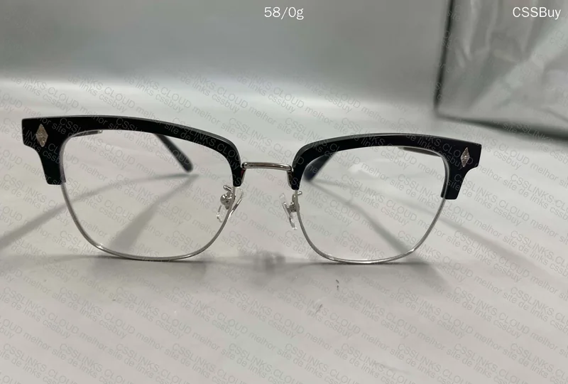 Óculos Chrome Hearts
