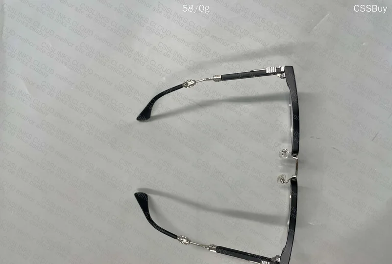 Óculos Chrome Hearts 3