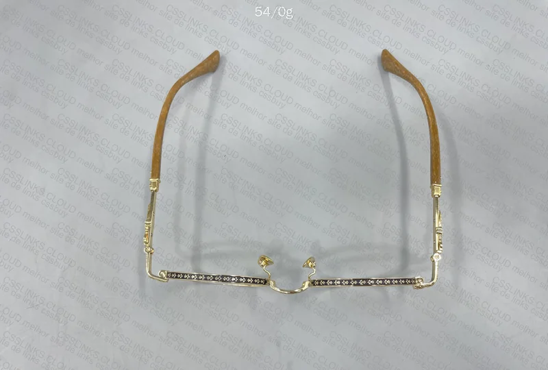 Óculos Chrome Hearts 4