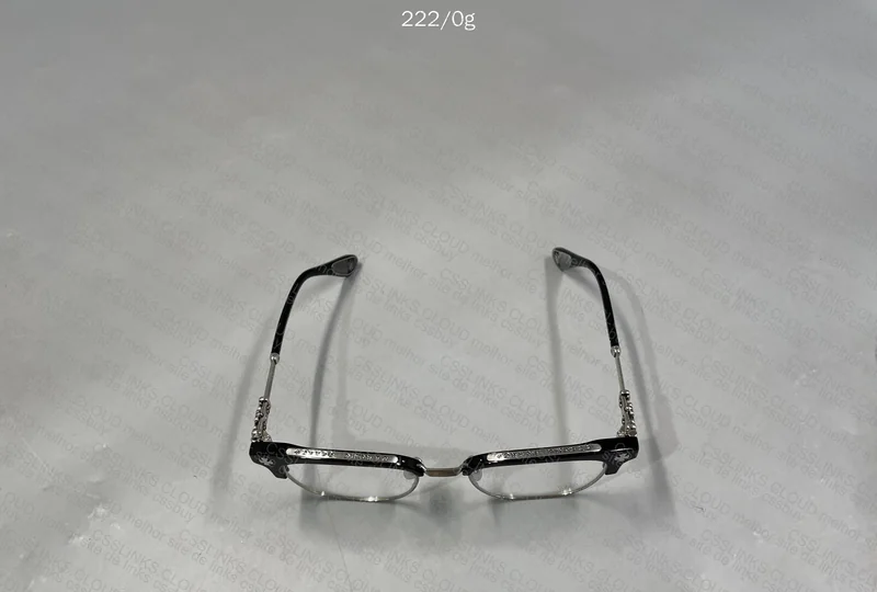 Óculos Chrome Hearts 4