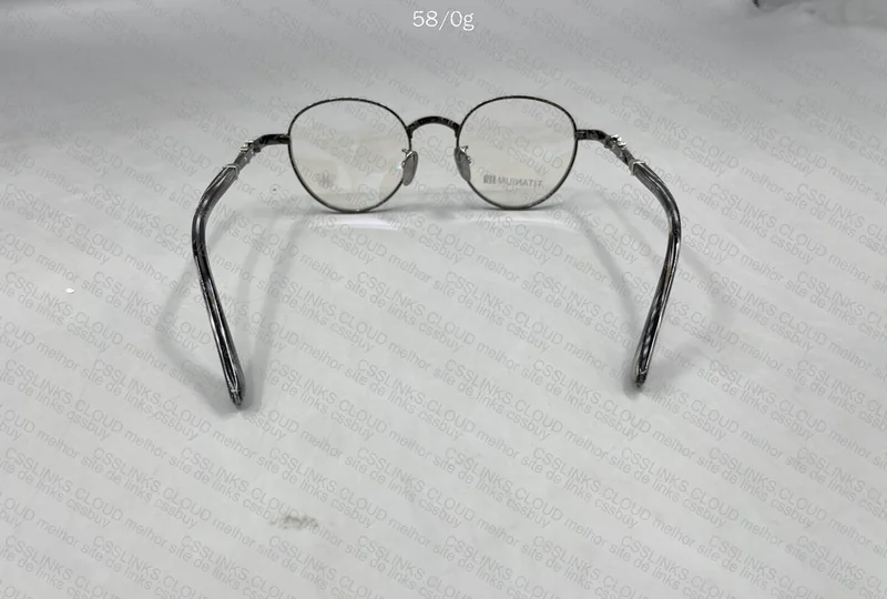 Óculos Chrome Hearts 4