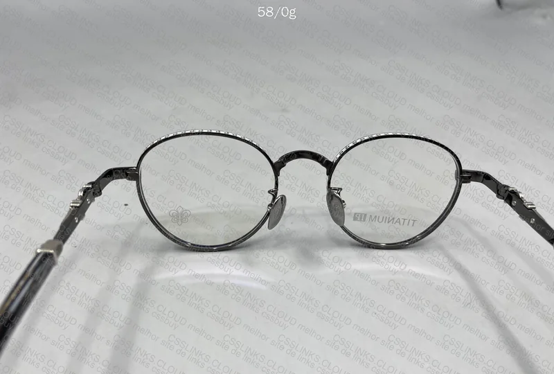 Óculos Chrome Hearts 5