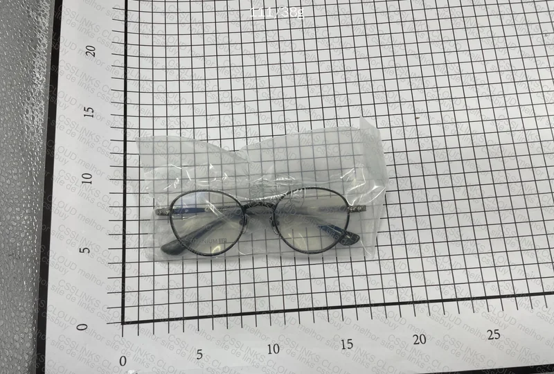 Óculos Chrome Hearts
