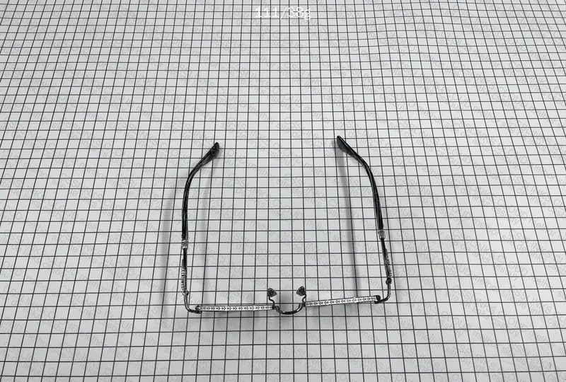 Óculos Chrome Hearts 2