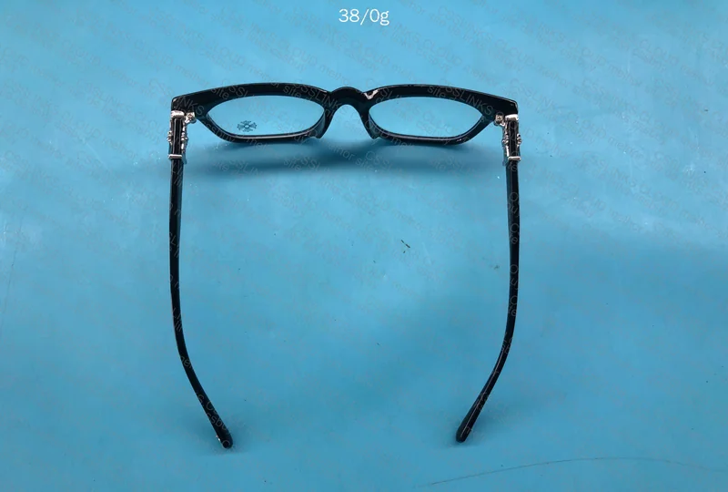 Óculos Chrome Hearts 4