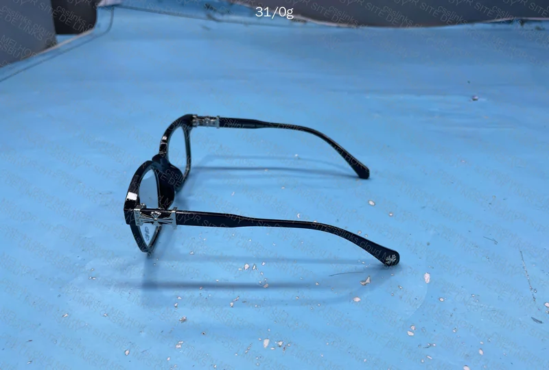 Óculos Chrome Hearts 5