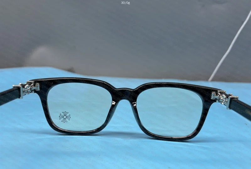 Óculos Chrome Hearts 4