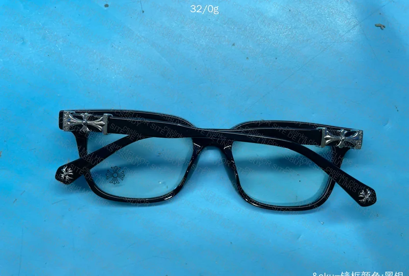 Óculos Chrome Hearts 2