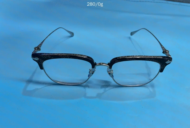 Óculos Chrome Hearts