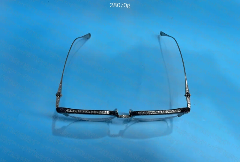 Óculos Chrome Hearts 2