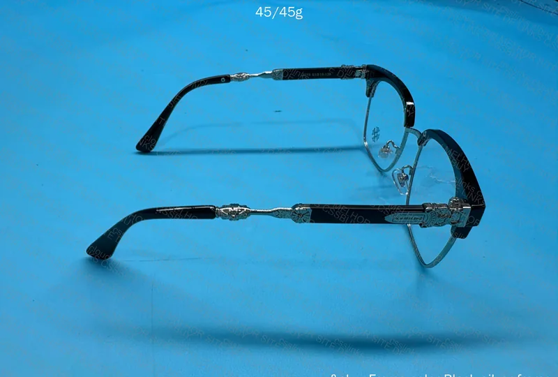Óculos Chrome Hearts 3