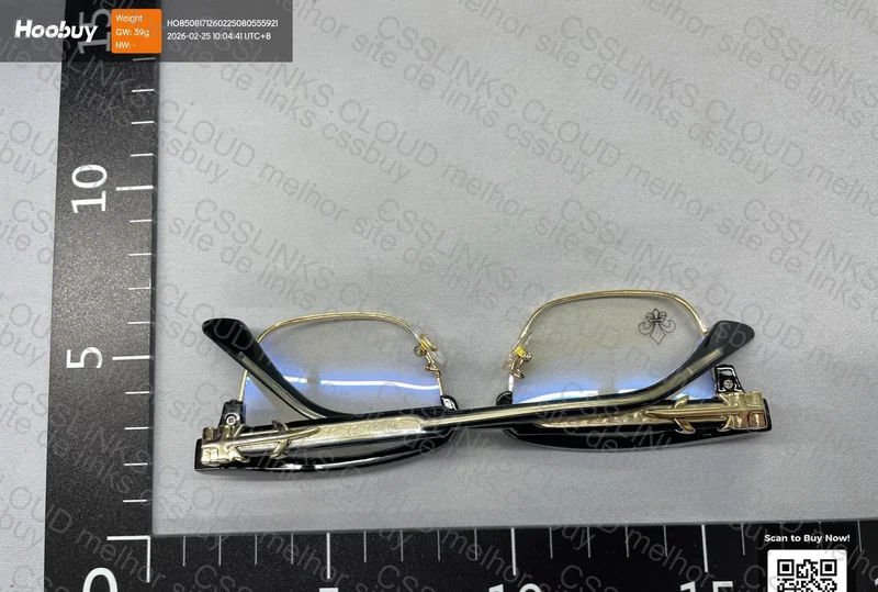 Óculos Chrome hearts dourado
