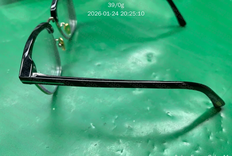Oculos de grau TF5683