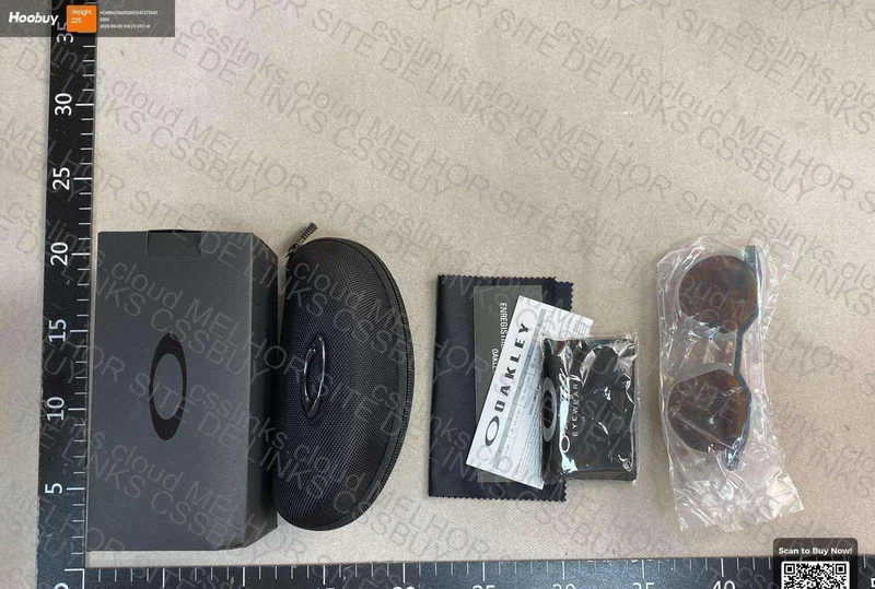 Oakley HSTN Mbappe Glasses