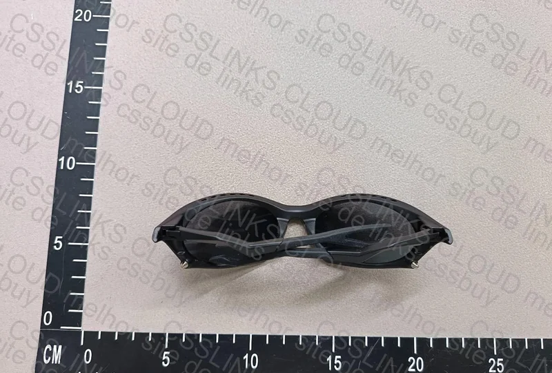 Oakley Plantaris Sunglasses 2