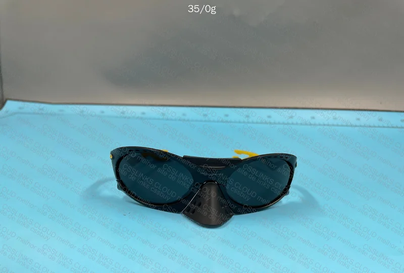 Oakley Plantaris Podpah Sunglasses 2