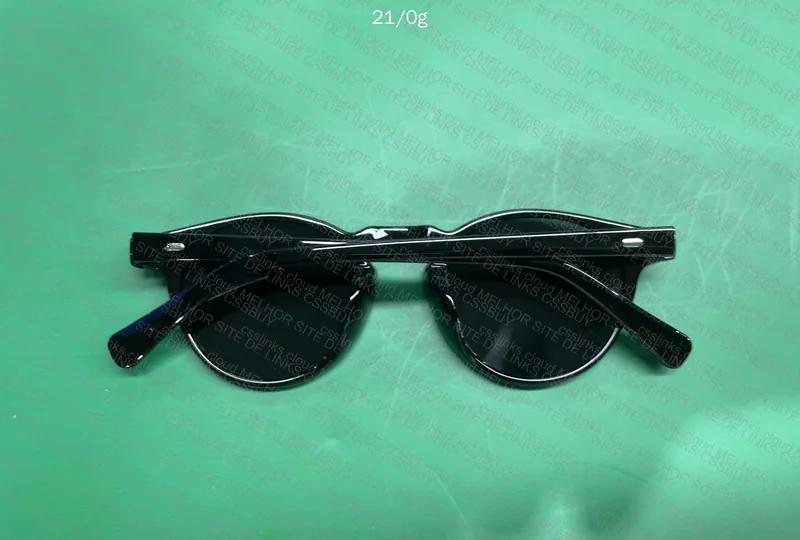Black Glasses 2