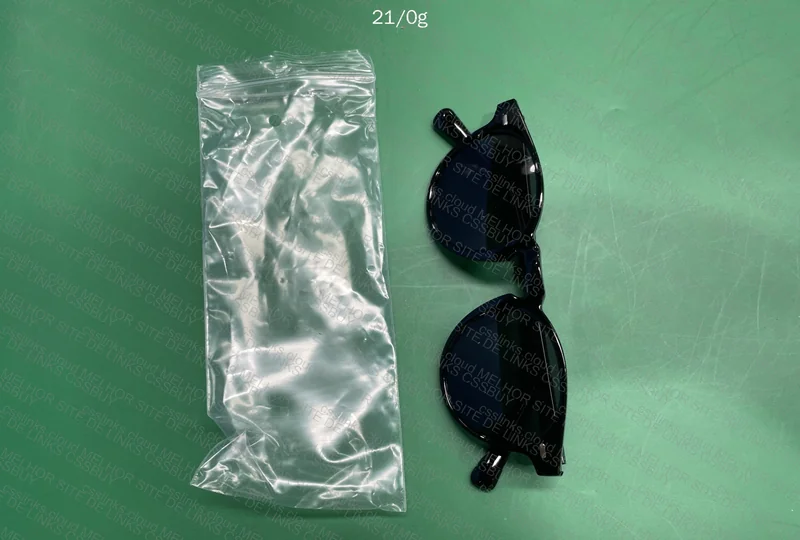 Black Glasses 3