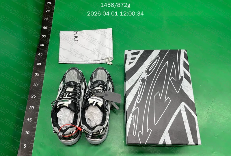 OFF-WHITE Be Right Back Grey Black