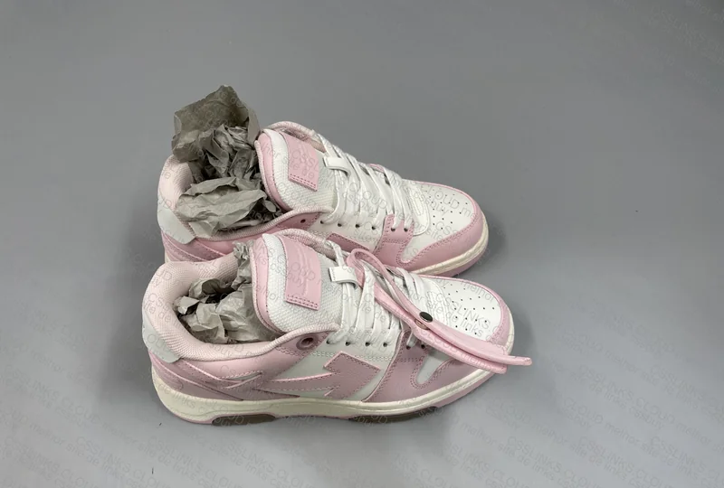 OFF WHITE OOO 2