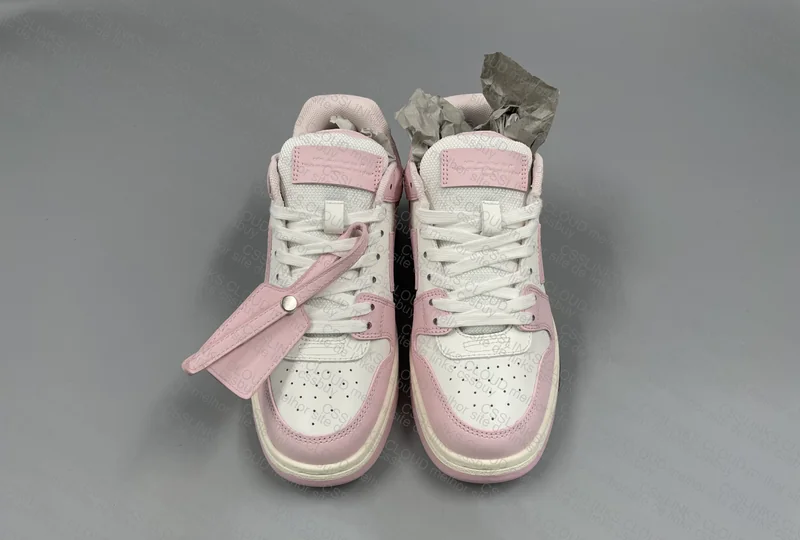 OFF WHITE OOO 3