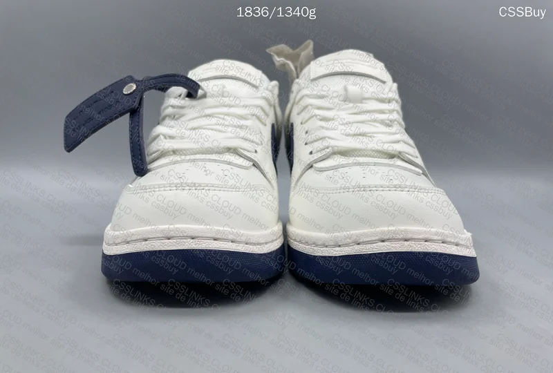Off White OOO 8