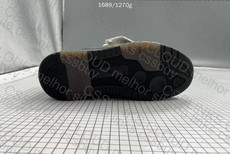 Off white OOO 6