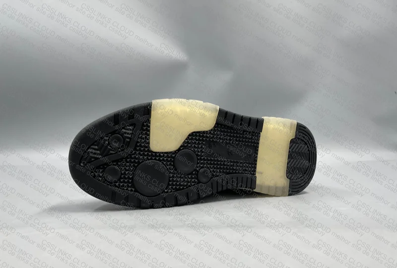 OFF-WHITE “OOO”. GL tropa?? 6