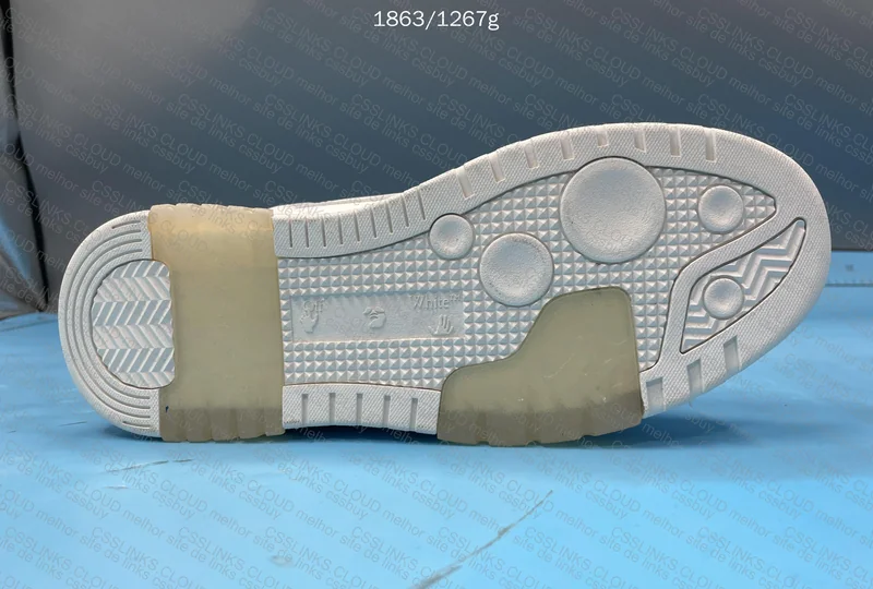 Off White OOO - Naisan 6
