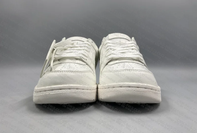 OFF WHITE OOO (SALE) MUITA FLAW RAPAZIADA?