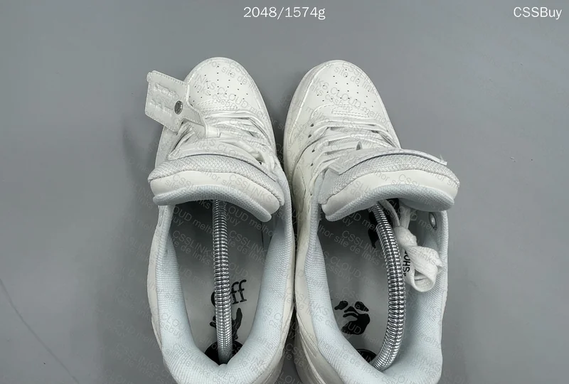 Off-White Out of Office 6