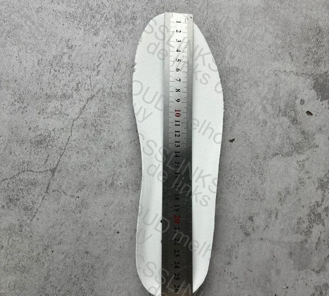 Off White Out Of Office 10