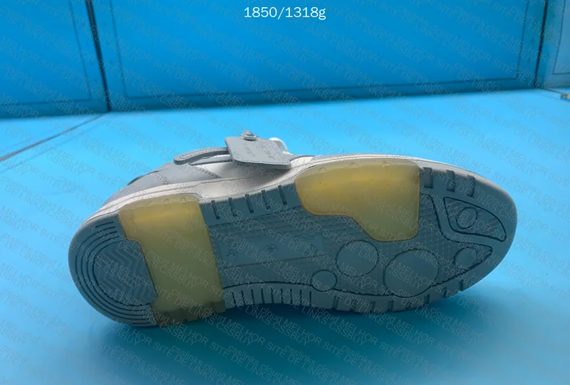 Off-White Out Of Office 5