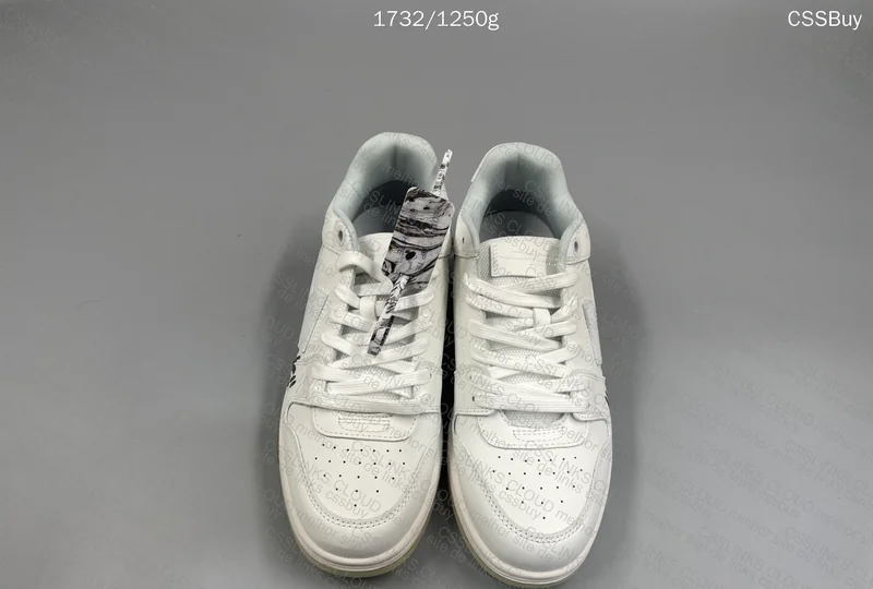 Off-White Out Of Office For Walking 2