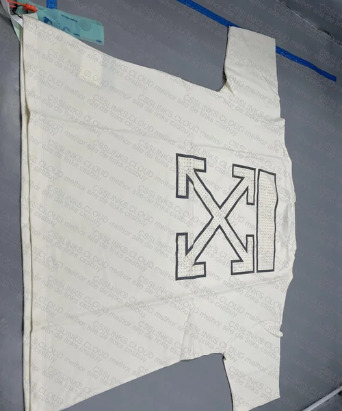 off white refletiva 5