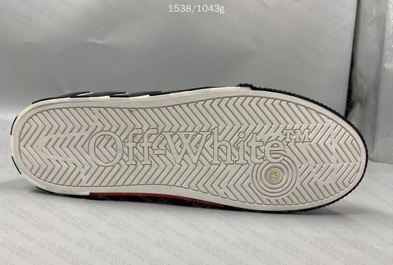 Off White Vulc Low 7