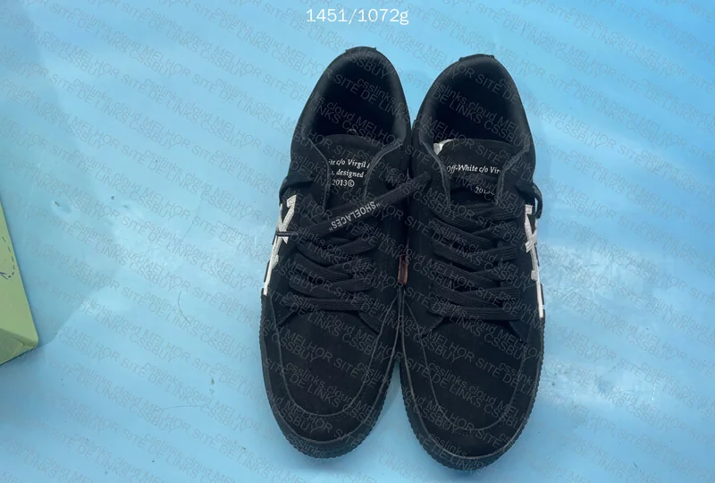 Off white vulcanized 4