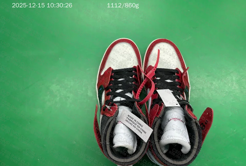 Off-White x Air Jordan 1 High Chicago 4