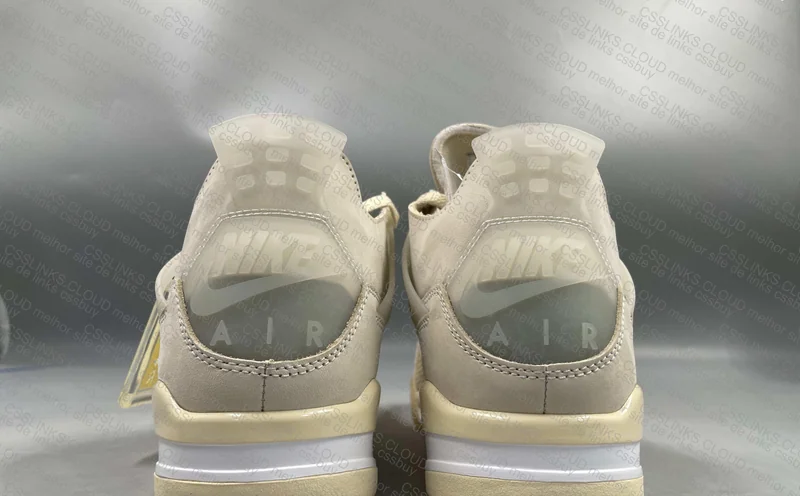 Off-White x Air Jordan 4
