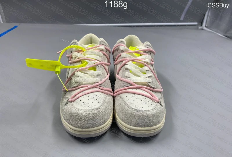 Off-White x Nike Dunk Low Lot 12 of 50 4