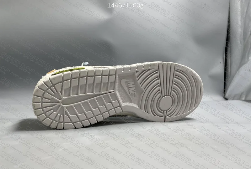Off-White x Nike Dunk Low Lot 38 of 50 7