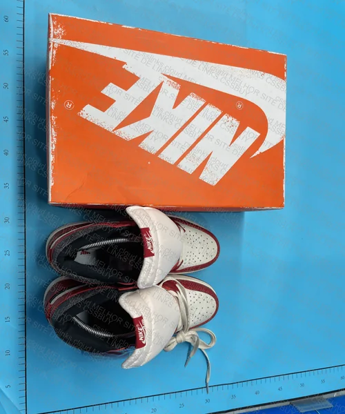 OG 1 Retro High Collection - Chicago Lost and Found 2