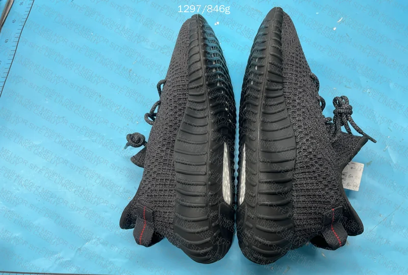 OG BATCH - Yeezy 350v2 Black Reflective FU9007